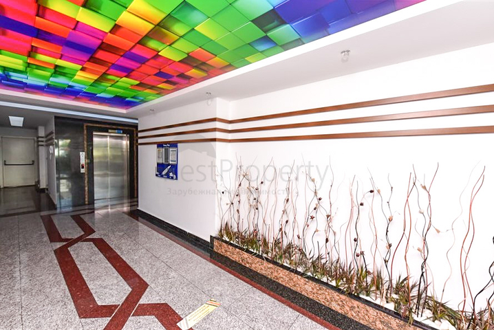 Möbliertes 2+1 Penthouse nur 200 m vom Meer entfernt