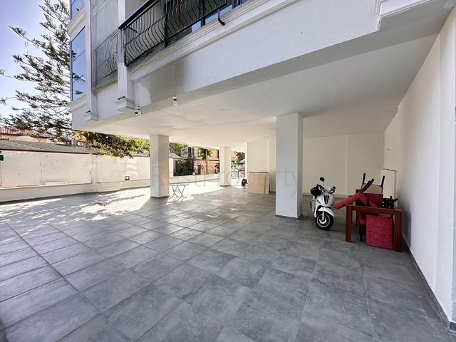 Zweizimmerwohnung mit Zugang zum Garten im Zentrum von Alanya