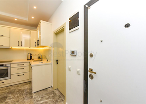 Zweizimmerwohnung mit Zugang zum Garten im Zentrum von Alanya