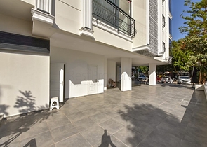 Zweizimmerwohnung mit Zugang zum Garten im Zentrum von Alanya