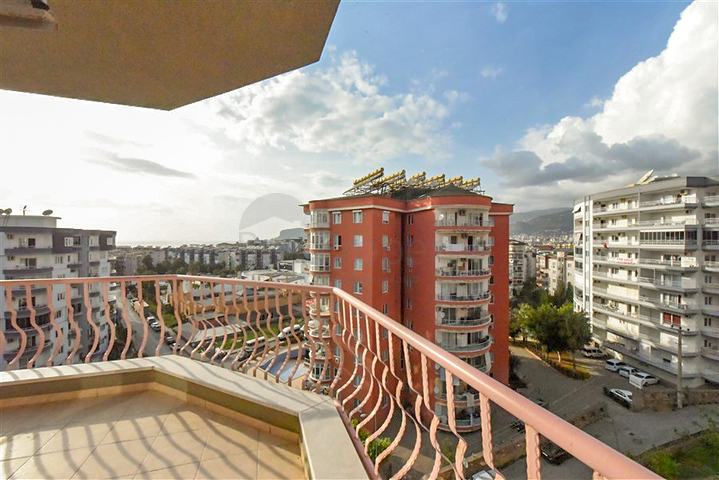 2+1 Wohnung für eine große Familie im Stadtteil Tosmur 