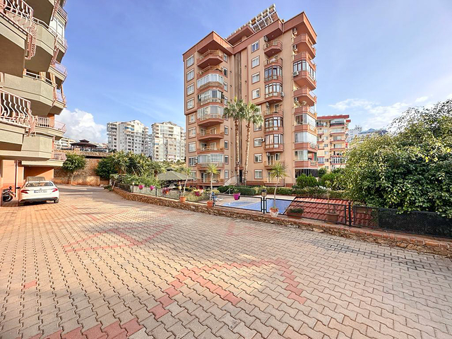 2+1 Wohnung für eine große Familie im Stadtteil Tosmur 