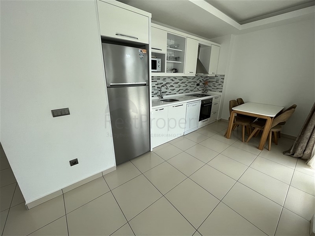 Geräumige Wohnung mit 2+1 Grundriss in Gehweite zum Meer