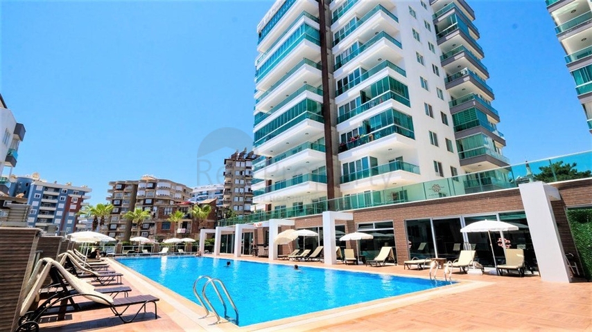 Geräumige Wohnung mit 2+1 Grundriss in Gehweite zum Meer