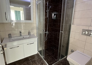 Geräumige Wohnung mit 2+1 Grundriss in Gehweite zum Meer