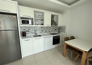 Geräumige Wohnung mit 2+1 Grundriss in Gehweite zum Meer