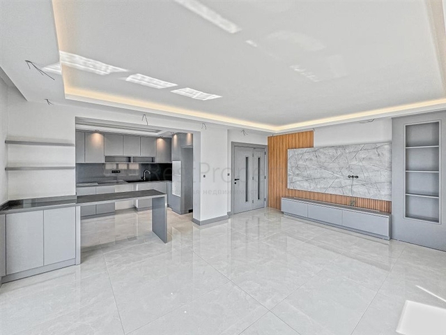 Große Wohnung mit herrlichem Blick auf das Mittelmeer