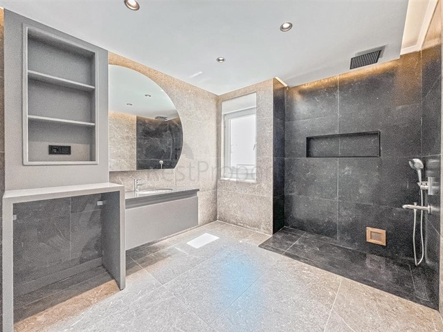 Große Wohnung mit herrlichem Blick auf das Mittelmeer