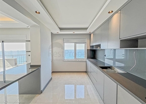 Große Wohnung mit herrlichem Blick auf das Mittelmeer