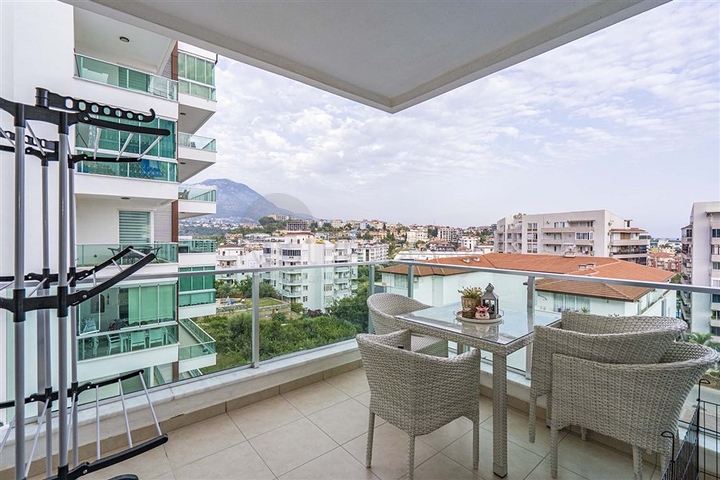 Apartment mit 2+1 Grundriss in der malerischen Gegend von Tosmur