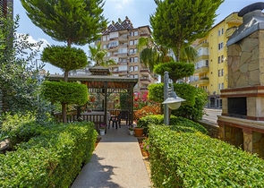 Apartment mit 2+1 Grundriss in der malerischen Gegend von Tosmur