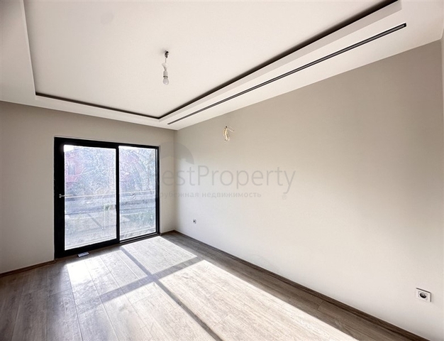 Geräumiges 4+1 Penthouse in der Nähe von Oba