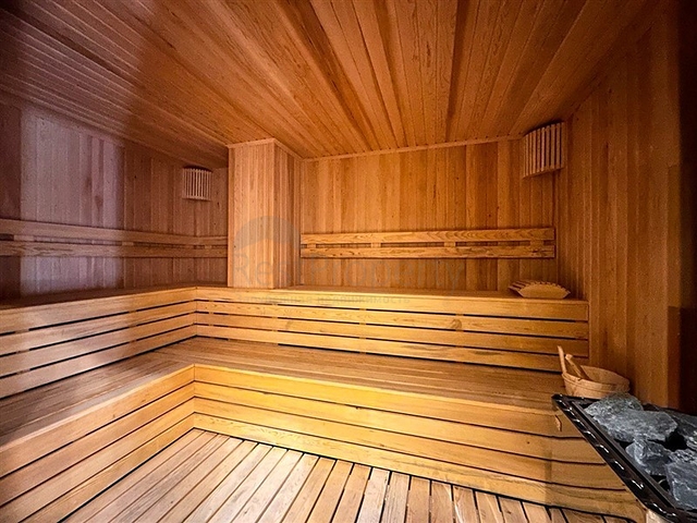 Geräumiges 4+1 Penthouse in der Nähe von Oba