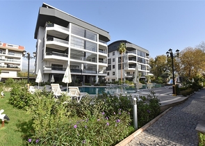 Geräumiges 4+1 Penthouse in der Nähe von Oba