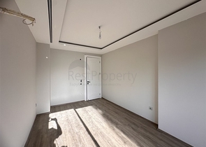 Geräumiges 4+1 Penthouse in der Nähe von Oba