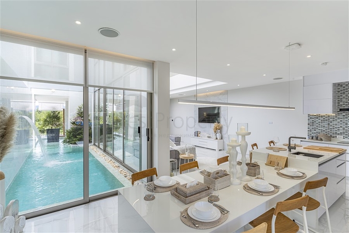 Ein Komplex von Villen in Bangtao Ein Komplex von Villen in Bangtao