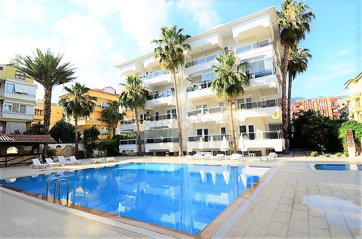 1+1-Wohnung 300 Meter vom Kleopatra-Strand entfernt.