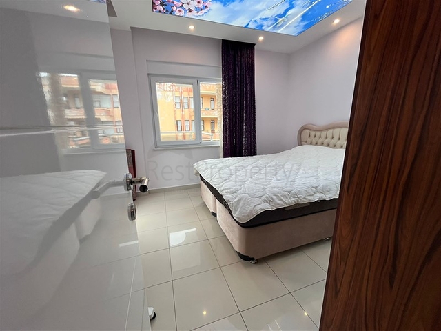 1+1-Wohnung 300 Meter vom Kleopatra-Strand entfernt.