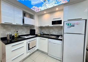 1+1-Wohnung 300 Meter vom Kleopatra-Strand entfernt.