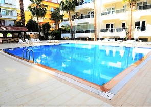 1+1-Wohnung 300 Meter vom Kleopatra-Strand entfernt.