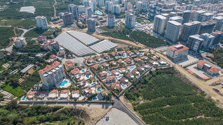 Villa 2+1 mit Möbeln und Geräten nur 900 m vom Mittelmeer entfernt