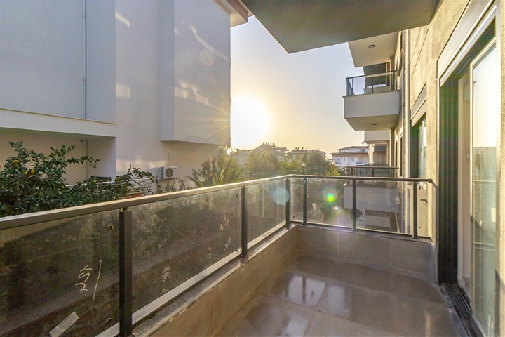 Apartment mit 1+1 Grundriss in einem modernen Komplex im Stadtteil Oba