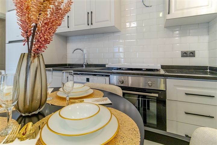 Apartment mit 1+1 Grundriss in einem modernen Komplex im Stadtteil Oba