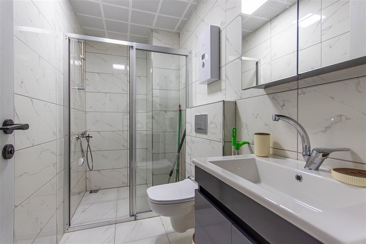 Wohnung 1+1 500 m vom Meer entfernt im Stadtteil Mahmutlar