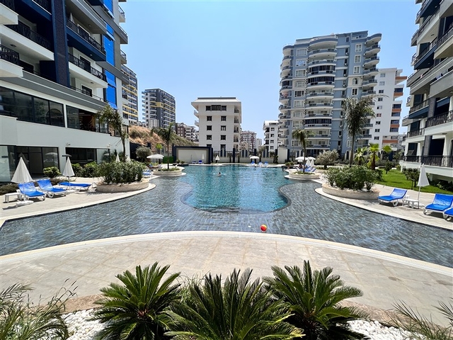 1+1 Wohnung mit Bergblick in einem modernen Komplex