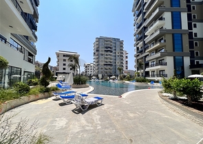 1+1 Wohnung mit Bergblick in einem modernen Komplex