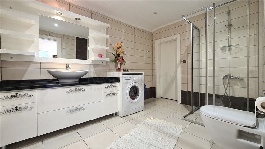 Penthouse 5+1 im Zentrum von Alanya Bezirk Oba