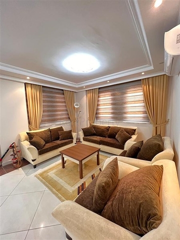 2+1 Wohnung in einer Wohnanlage im Stadtteil Konakli