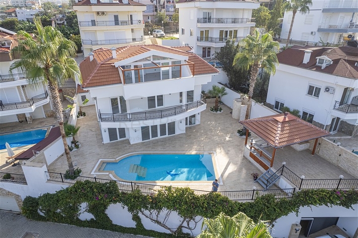 4+1 Villa in Kargicak