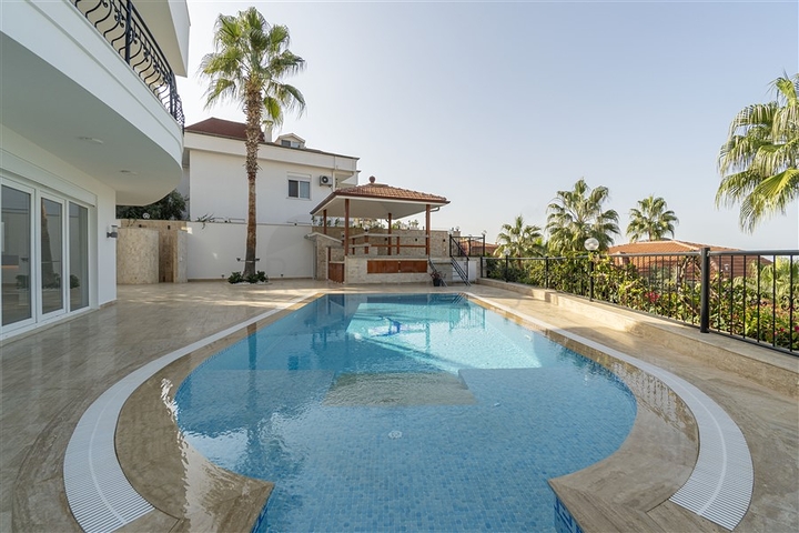 4+1 Villa in Kargicak