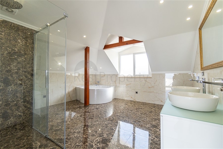 4+1 Villa in Kargicak