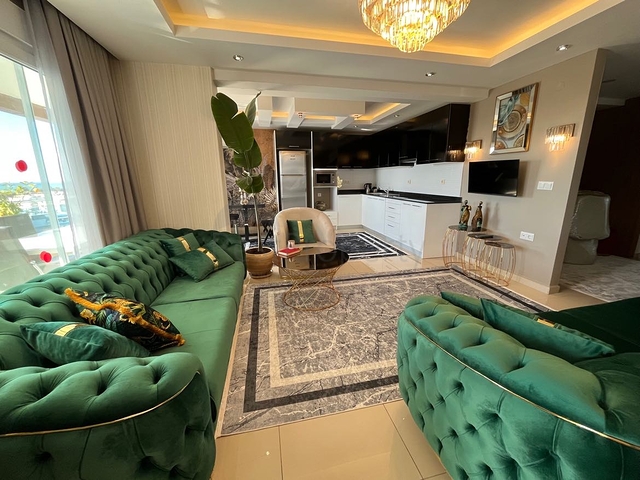 Geräumiges 4+1 Penthouse in einer beliebten Wohnanlage im Stadtteil Djikcilli Geräumiges 4+1 Penthouse in einer beliebten Wohnanlage im Stadtteil Djikcilli