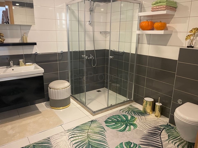 Geräumiges 4+1 Penthouse in einer beliebten Wohnanlage im Stadtteil Djikcilli Geräumiges 4+1 Penthouse in einer beliebten Wohnanlage im Stadtteil Djikcilli