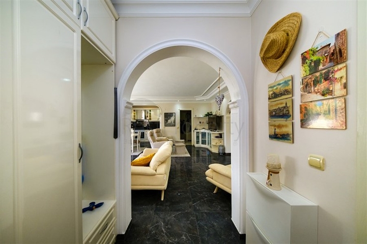 2+1 private Villa im Stadtteil Mahmutlar, nur 900m vom Mittelmeer entfernt