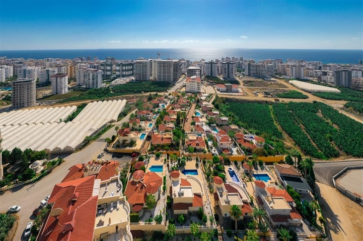 2+1 private Villa im Stadtteil Mahmutlar, nur 900m vom Mittelmeer entfernt