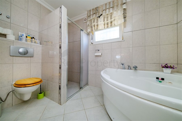 2+1 private Villa im Stadtteil Mahmutlar, nur 900m vom Mittelmeer entfernt