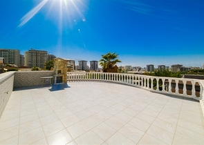 2+1 private Villa im Stadtteil Mahmutlar, nur 900m vom Mittelmeer entfernt