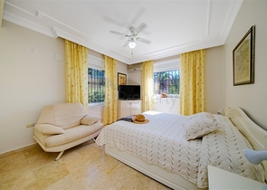 2+1 private Villa im Stadtteil Mahmutlar, nur 900m vom Mittelmeer entfernt