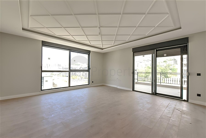 Familienkonzeptkomplex im Bezirk Oba