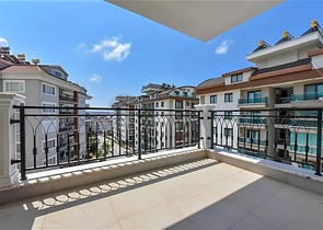 Familienkonzeptkomplex im Bezirk Oba