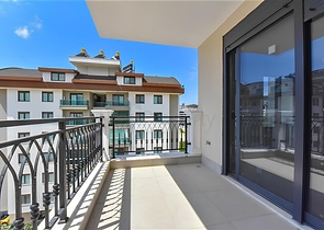 Familienkonzeptkomplex im Bezirk Oba