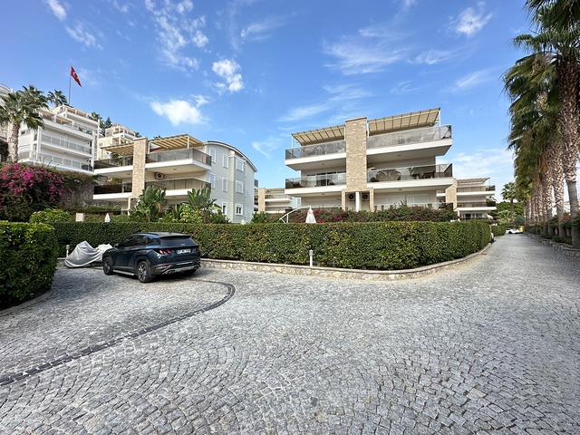 3+1 Garten-Maisonette im Bezirk Konakly