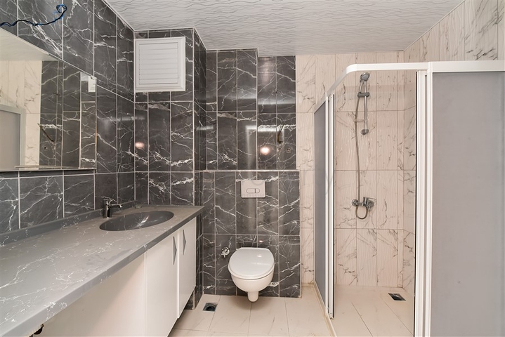 Zweizimmerwohnung in einem neuen Haus im Stadtteil Avsallar