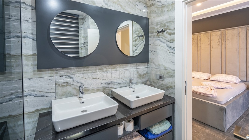 Möblierte Wohnung 4+1 in beiden