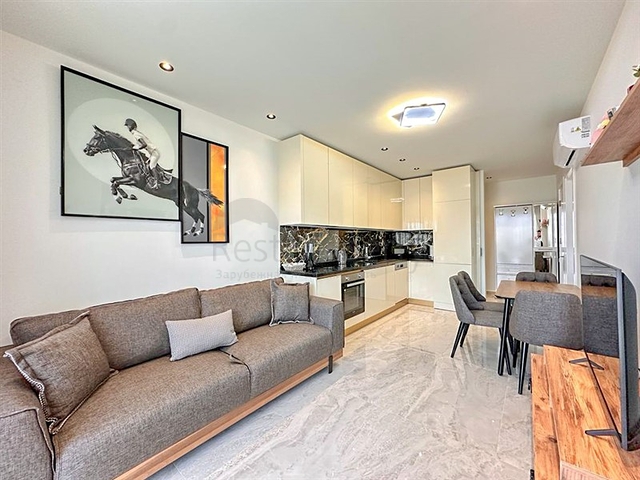 Wohnung 1+1 350 Meter vom Meer entfernt in beide