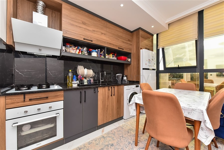 Moderne 2+1-Wohnung im Stadtteil Oba